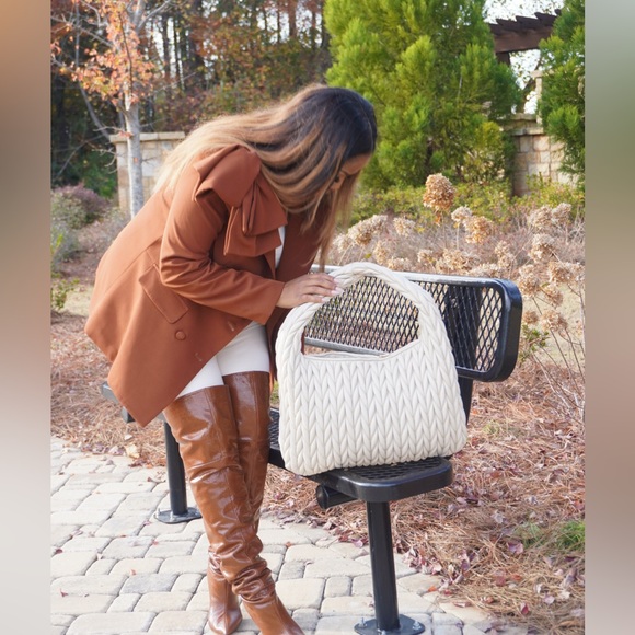 Large Quilted Vegan Leather Hobo Bag - Picture 2 of 6